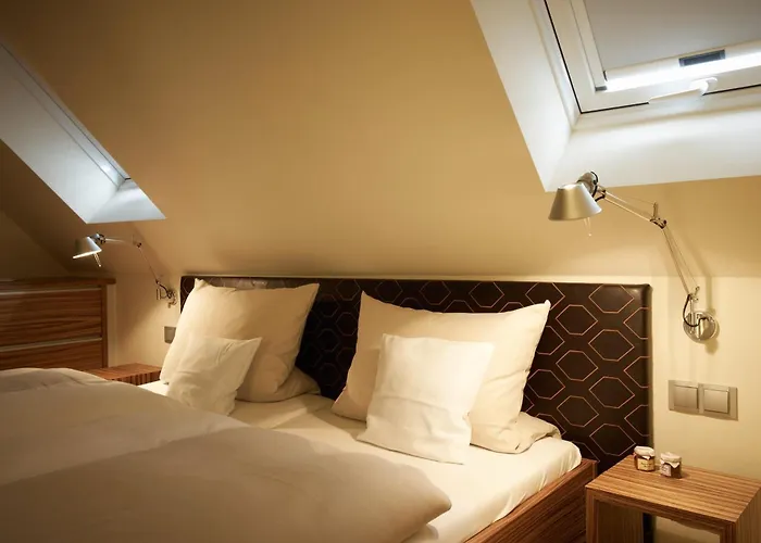 Hotel Am Helmwartsturm Andernach