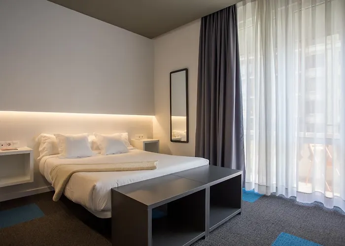 Boutique Creative Rooms