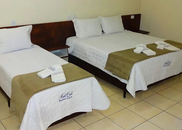 Hotel Monte Carlo Uberaba - Próximo ao Hospital UFTM , Hospital Dr Hélio Angotti e Hospital Regional Uberaba
