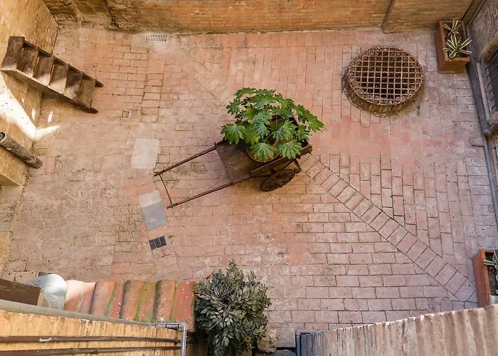 Casatorre dei Leoni Dimora Storica