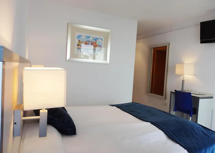 Parrots Sitges Hotel