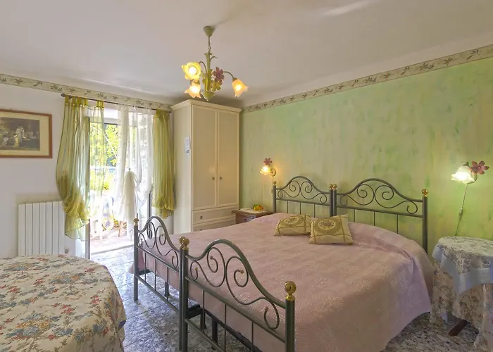 Camere Alisa Sirolo