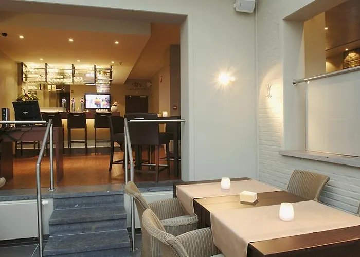 Hotel De Modern