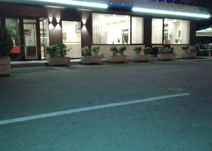 Hotel La Rondine Cavallino-Treporti