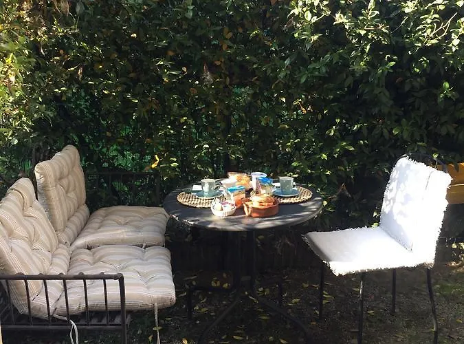 Bed and Breakfast Casa La Viola Blu Cernobbio
