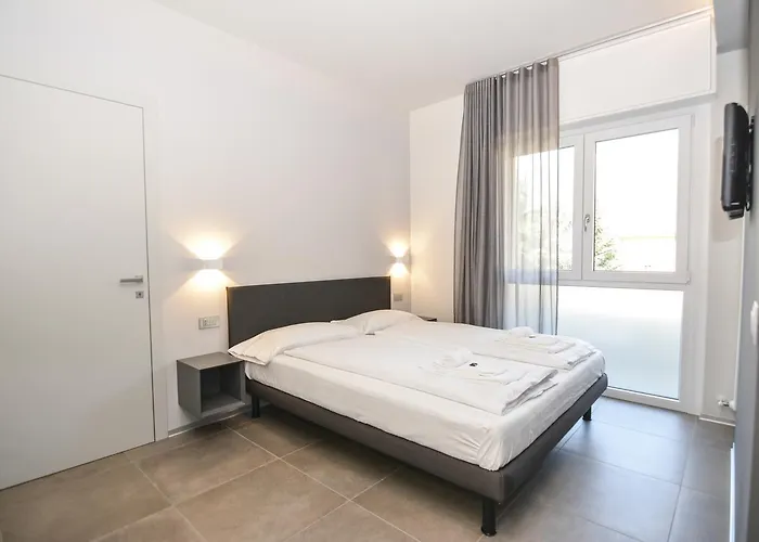Active Living Residence - Self Check-In Arco