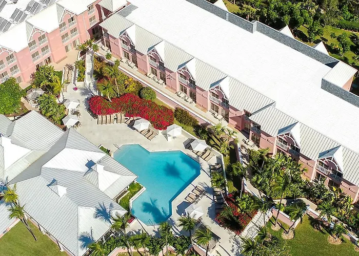 Comfort Suites Paradise Island Creek Village