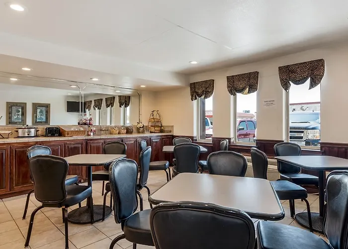 Americas Best Value Inn Paris