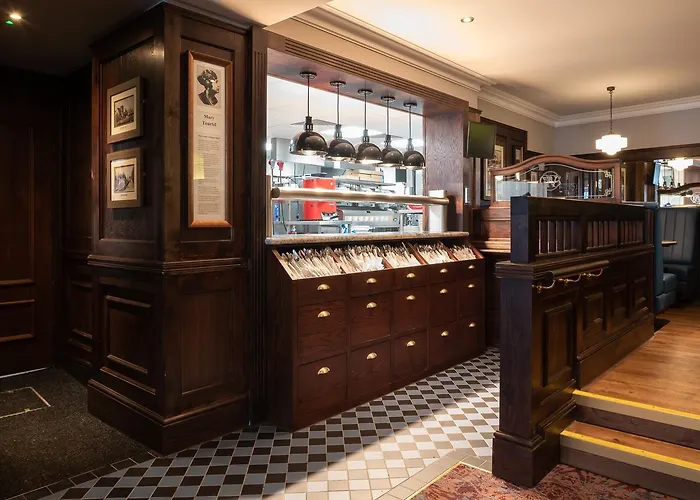 Thomas Ingoldsby Wetherspoon Cantorbéry
