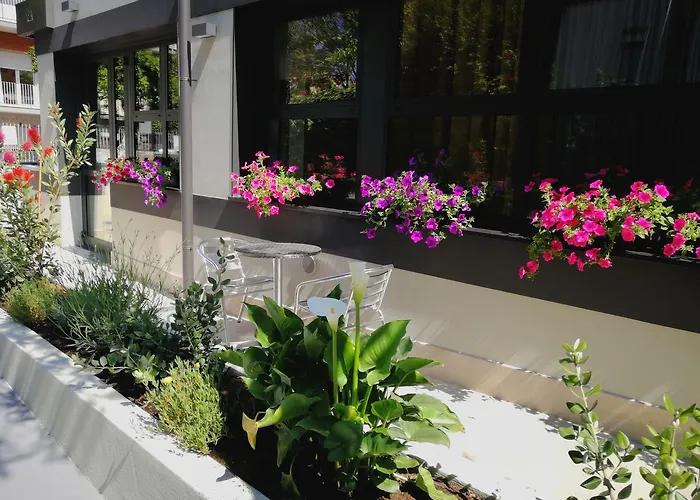 Hotel Villa MIKI Bordighera