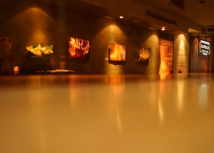 Shanghai 8 Art Hotel