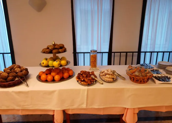 Hotel Parc Roses