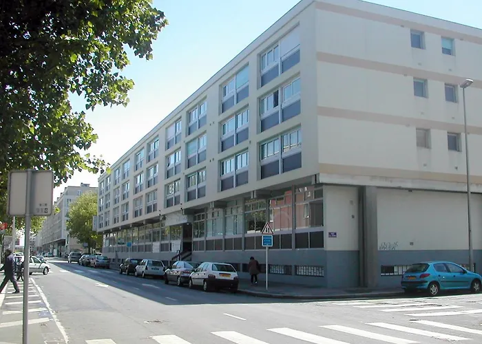 Hotel Les Gens De Mer Le Havre By Popinns
