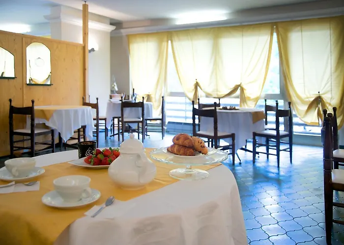 Hotel Dell' Olmo