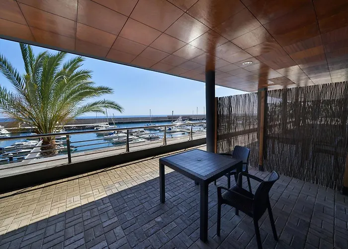 Marina Rooms Calheta 