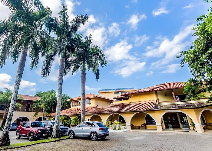 Beach Hotel Cambury Camburi 