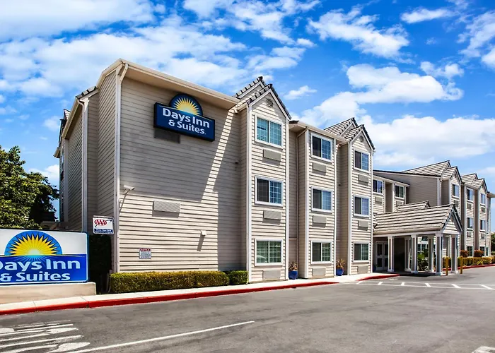 Days Inn & Suites By Wyndham Antioch