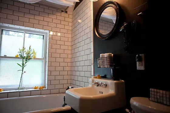 Made Inn Vermont An Urban-Chic Boutique Bed And Breakfast Burlington