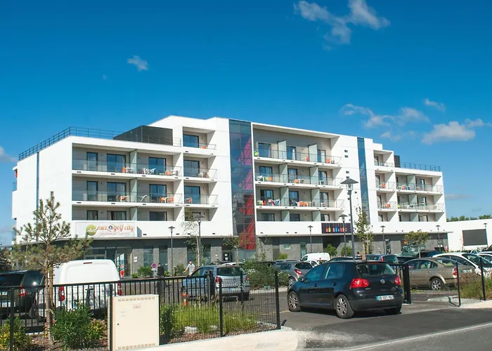 Appart-Hôtel Mer&Golf City Bordeaux - Bruges