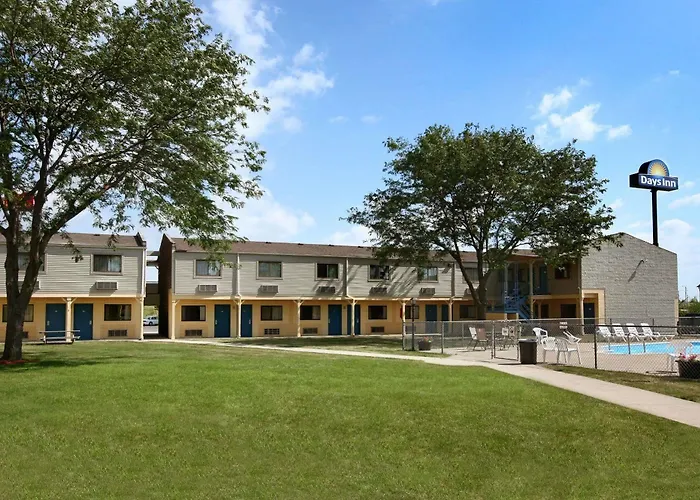 Days Inn By Wyndham Bowling Green