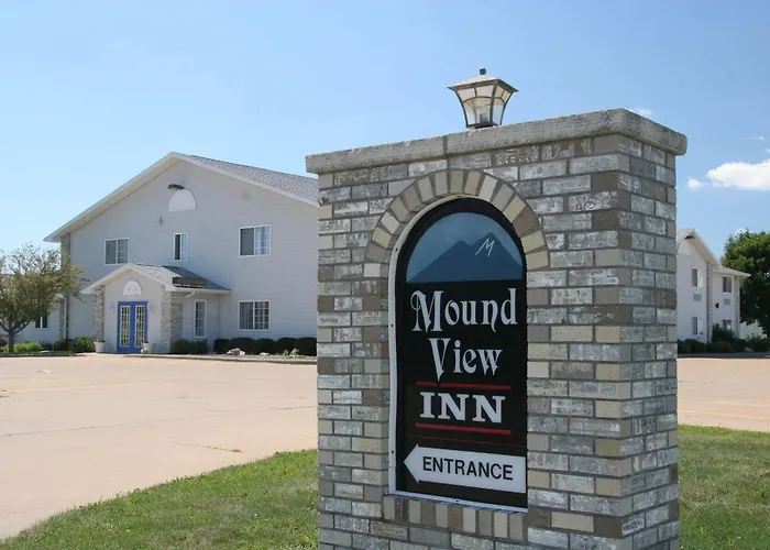 Cobblestone Inn & Suites - Platteville