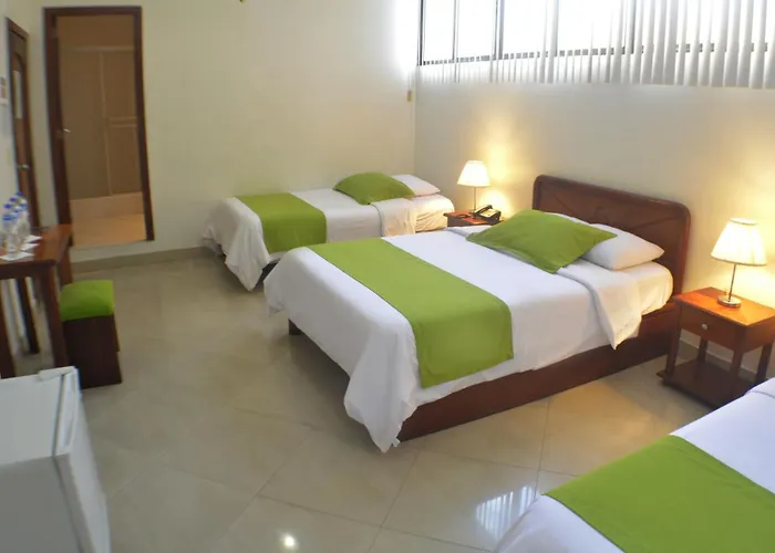 Hotel Castell - Cerca Del Aeropuerto Guayaquil