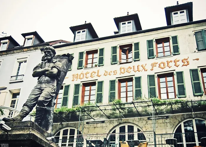 Hôtel des Deux Forts Salins-les-Bains