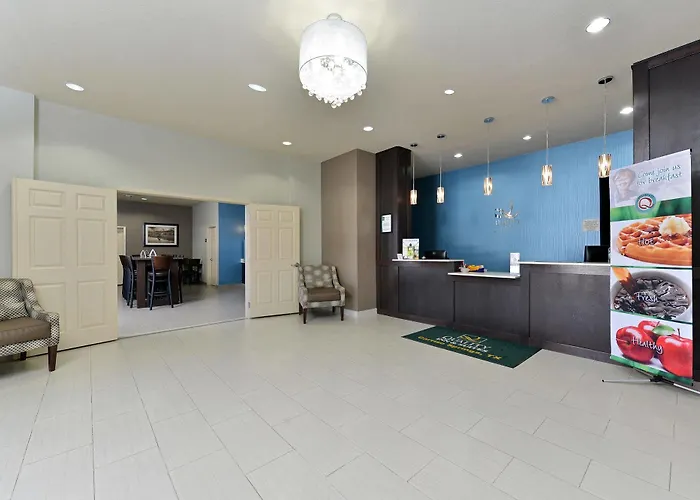Quality Inn & Suites Carrizo Springs North