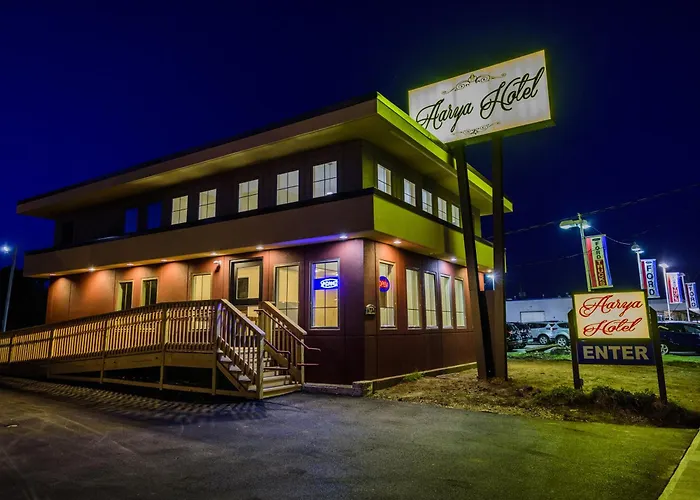 Aarya Hotel By Niagara Fashion Outlets Niagara Falls