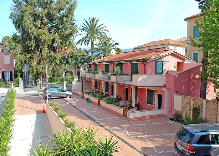 World Village Apartments Diano Marina