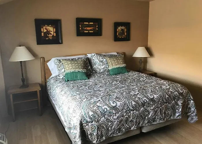 Economy Guest Village