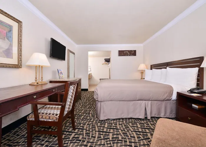 Hotel Heritage El Monte