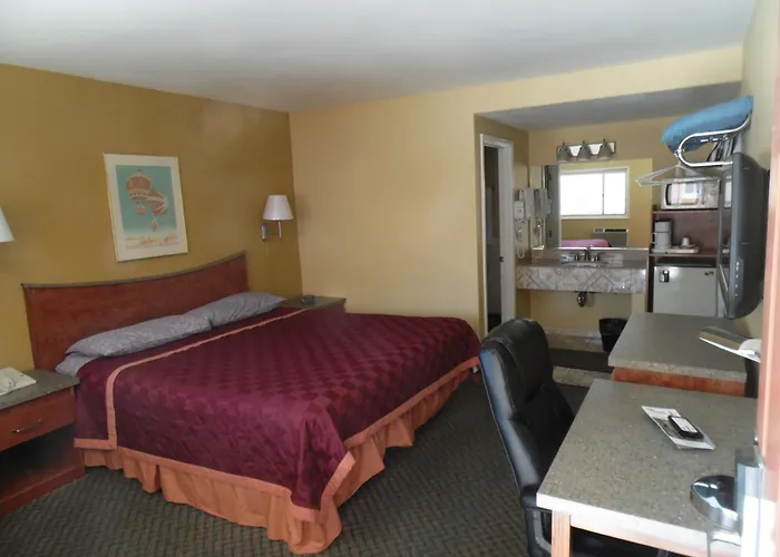 Trails Motel