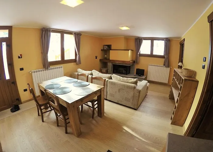 Chalet Alpina Hotel & Apartments La Thuile