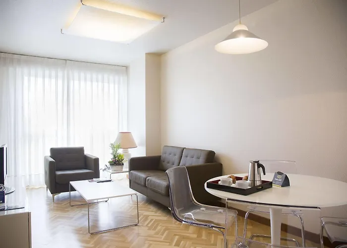 Suites Sercotel Mirasierra Pamplona