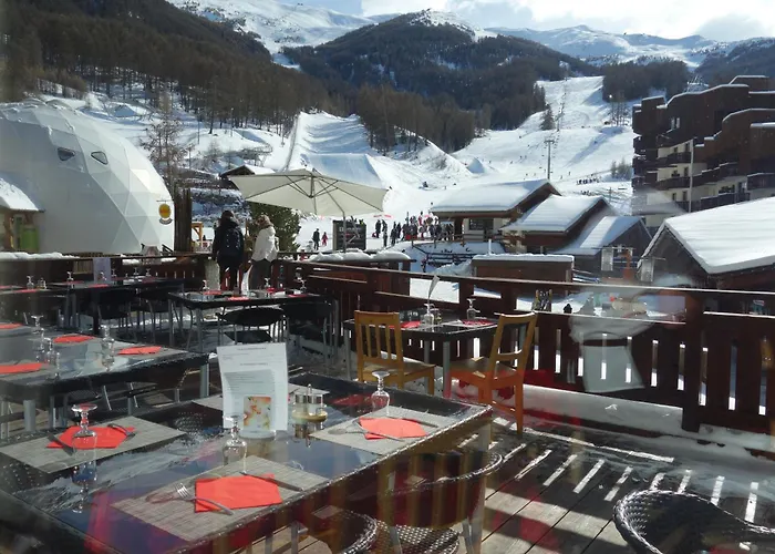 Hôtel L'Escale Blanche