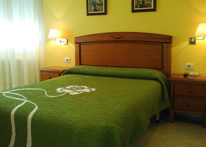 Hostal Santa Marta Playa Baiona