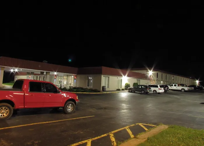 Days Inn & Suites By Wyndham Springfield Oh