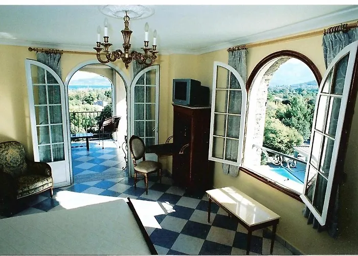 Bed and Breakfast The Manor à Calvi 