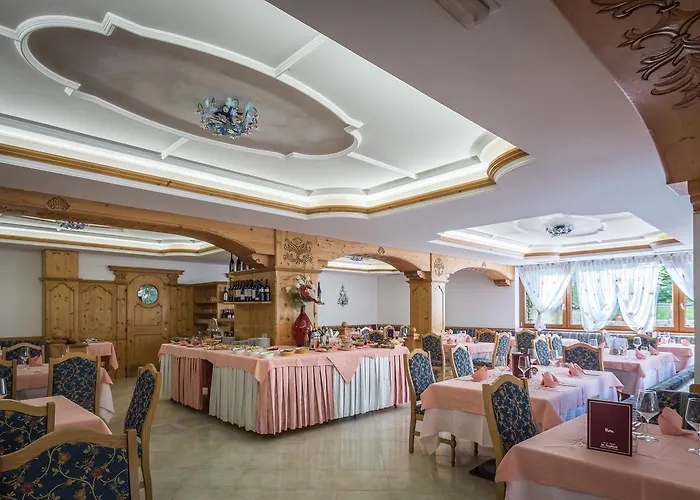 Hotel St. Raphael Madonna