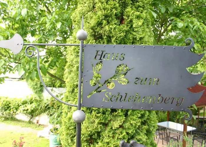 Pension Haus zum Schlehenberg