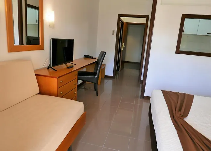 Aparthotel Estoril 7