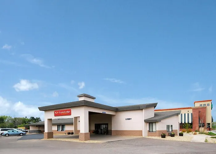 Econo Lodge Inn & Suites Menomonie