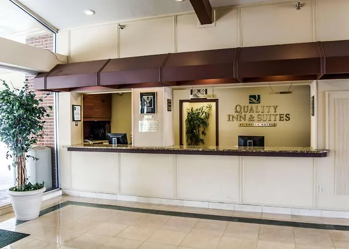 Quality Inn And Suites Golf Resort Golden Gate