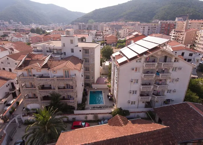 Apartment Ana Budua