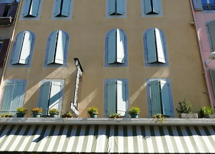 Hôtel Saint Vincent Bagnères-de-Bigorre