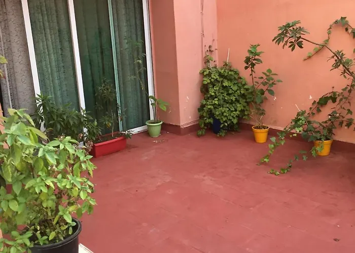 Property In A Quiet Area Close To The Train Station And Town Casa Blanca