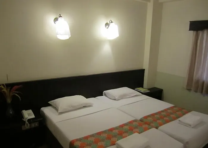 Rome Place Hotel Phuket