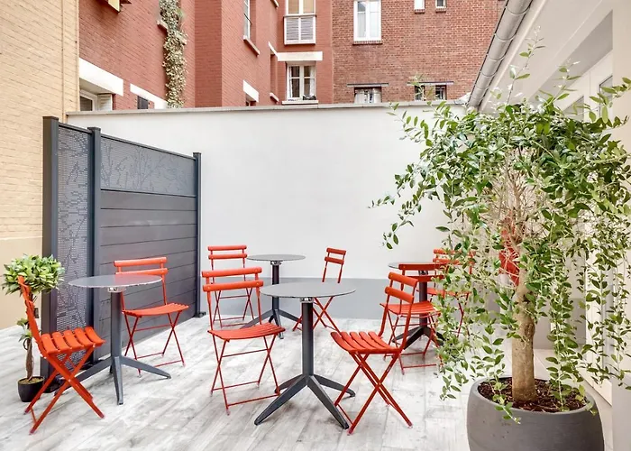 Paris Hotel Clichy