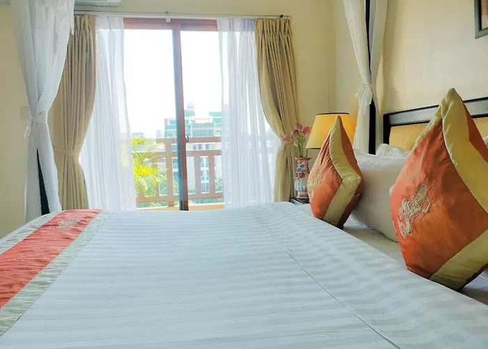 Cardamom Hotel & Apartment Phnom Penh